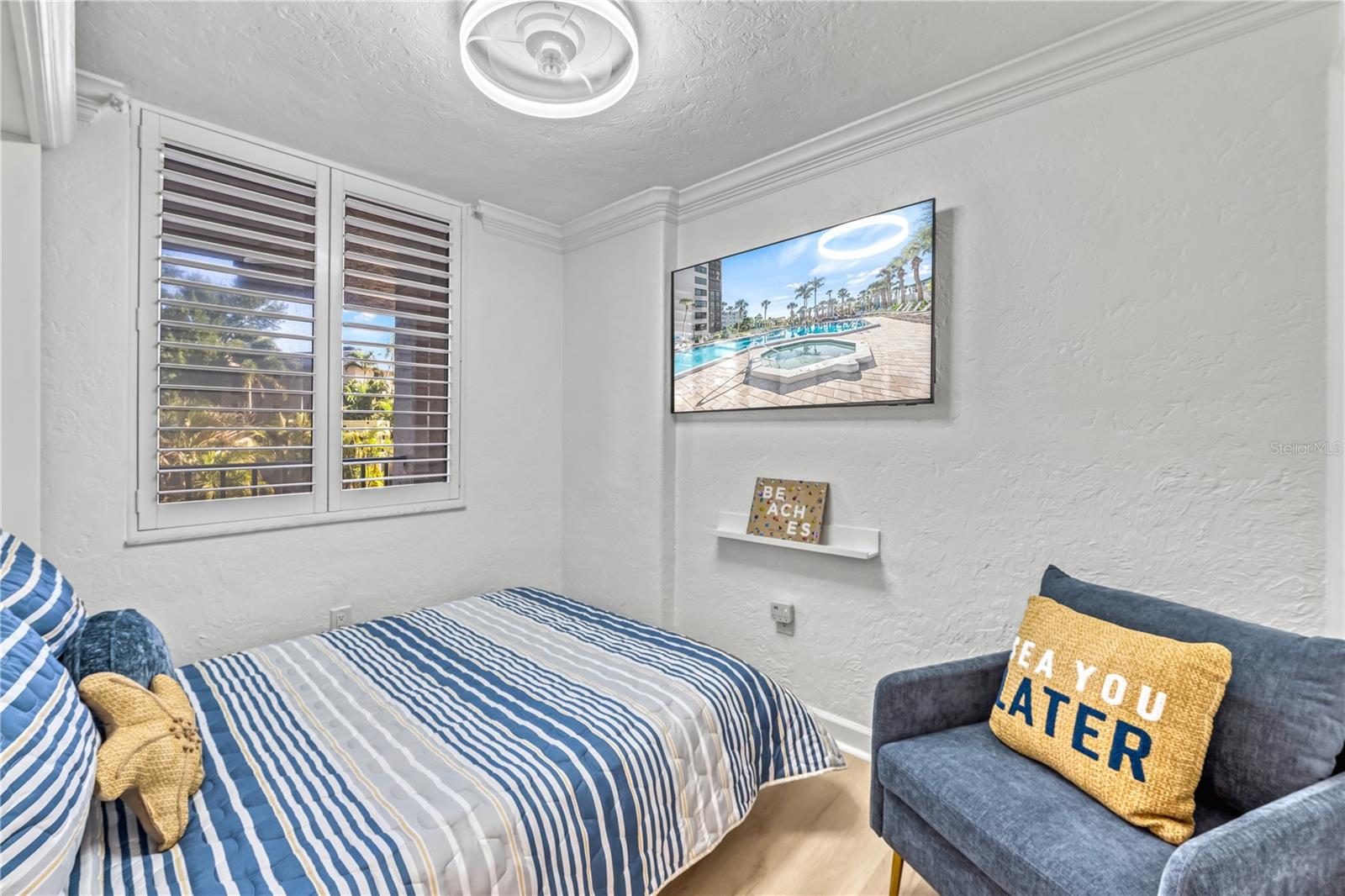 5880 MIDNIGHT PASS RD #210