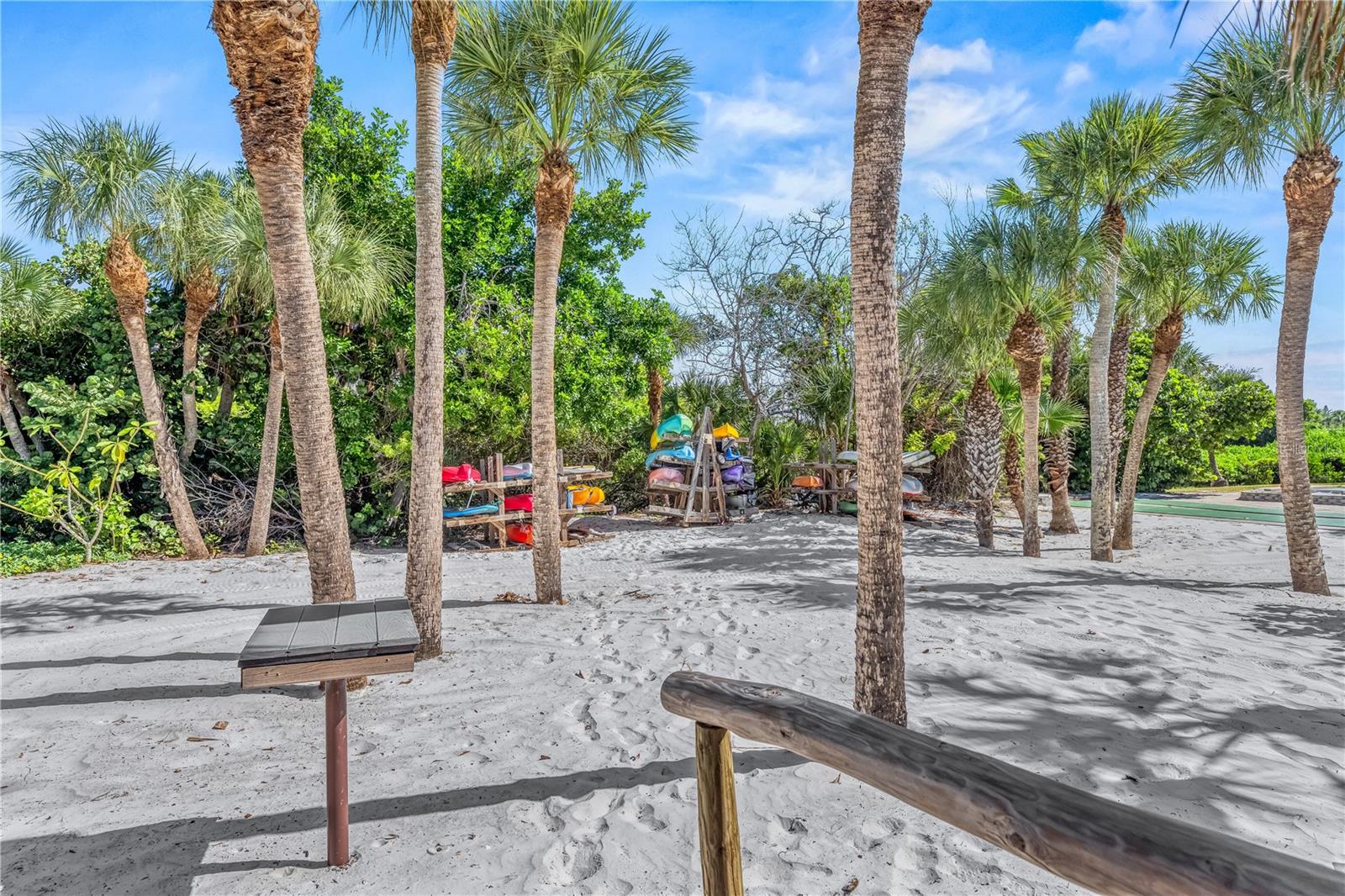 20 WHISPERING SANDS DR #1102