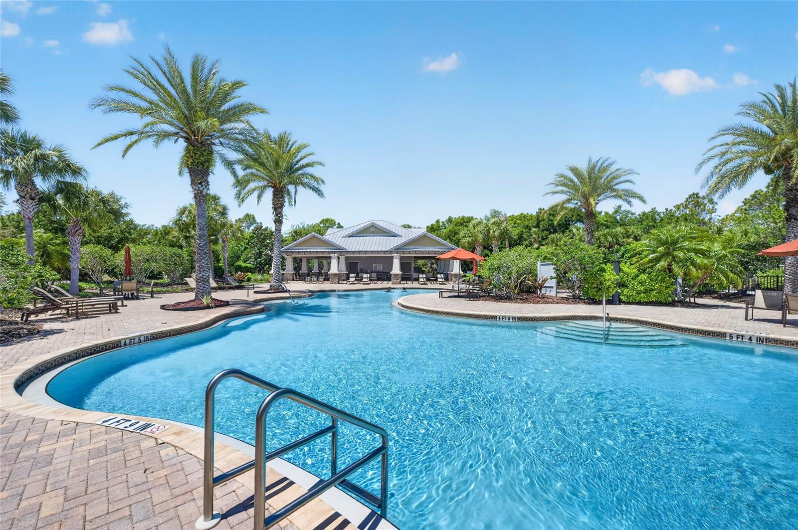 5835 PALMER RANCH PKWY