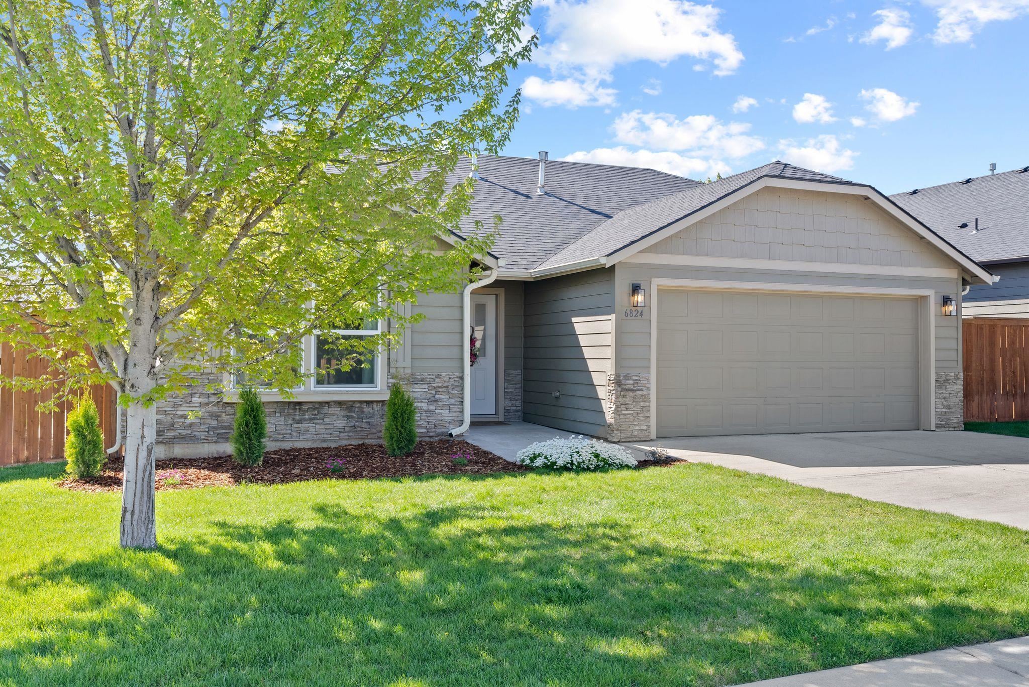 6824 S Granite Hills St