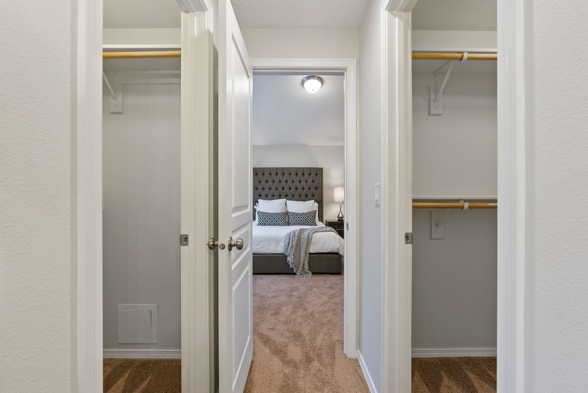 6824 S Granite Hills St