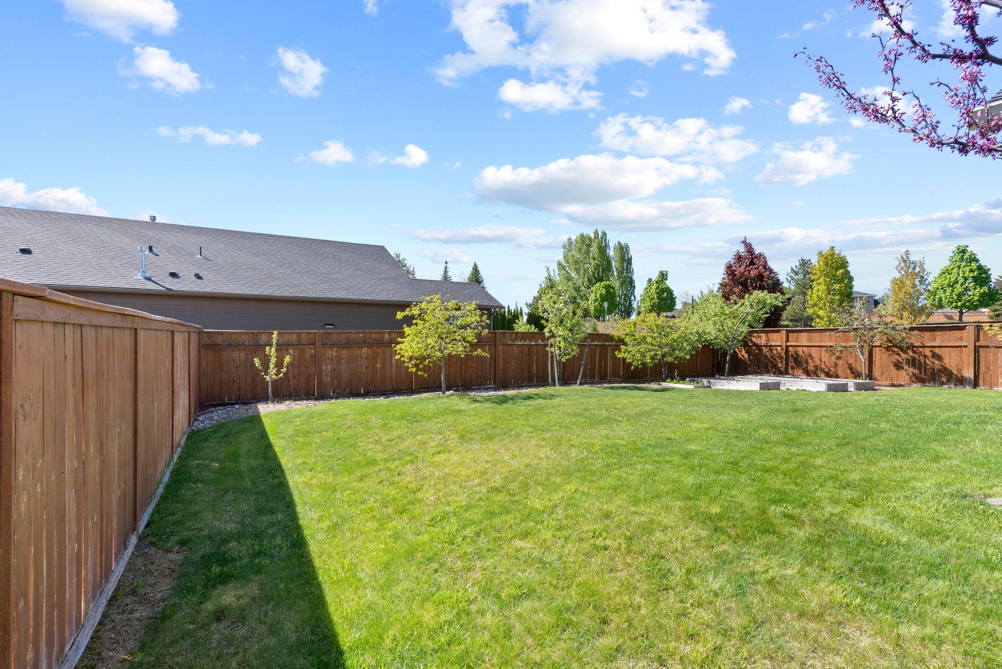 6824 S Granite Hills St