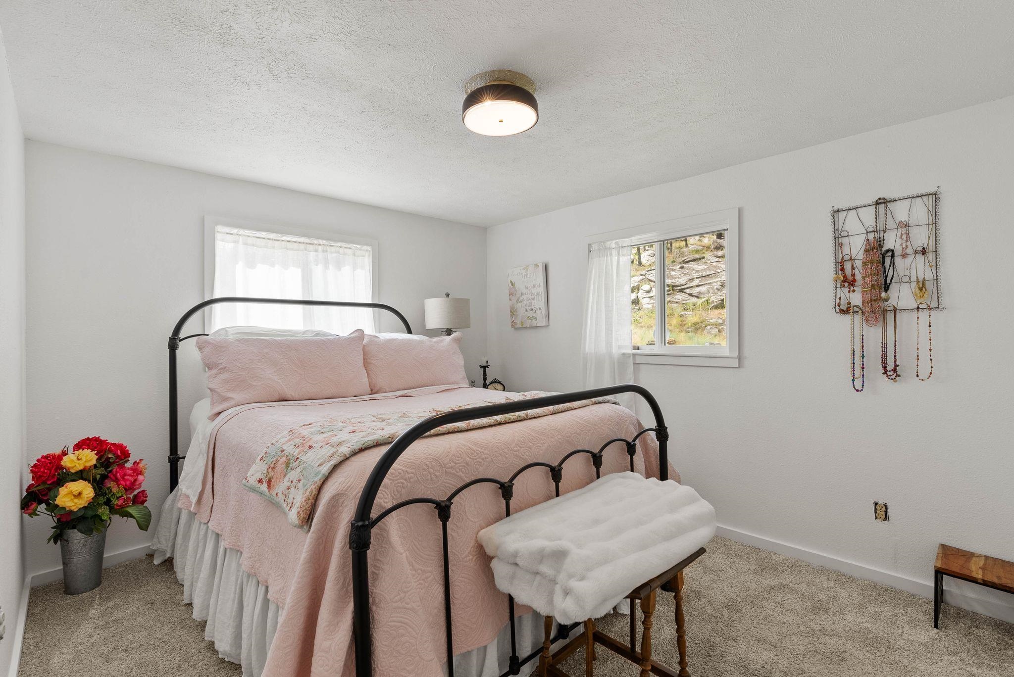 14313 E Blanchard Rd