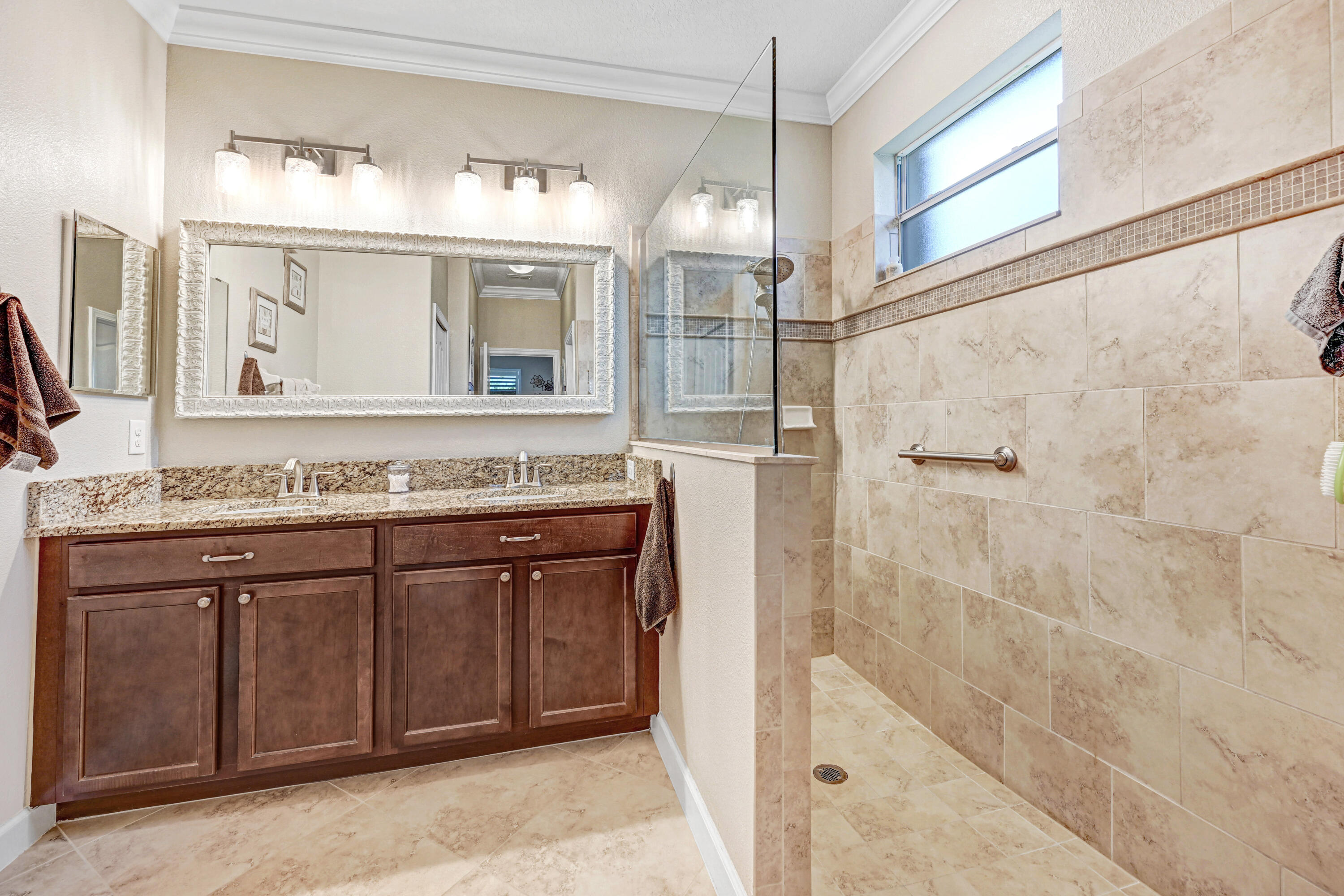 6428 Van Ness Drive