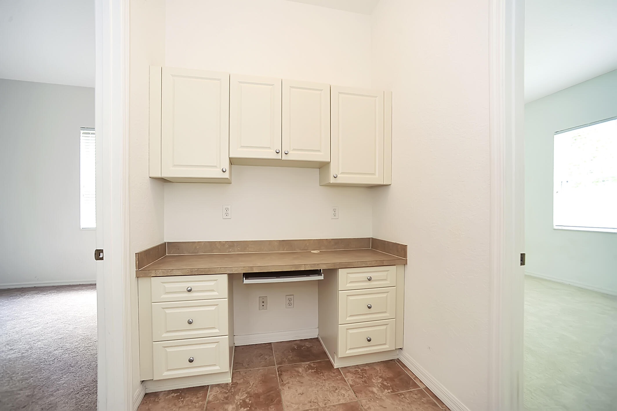 4859 Chastain Drive