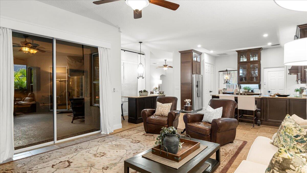 1661 Admiralty Boulevard