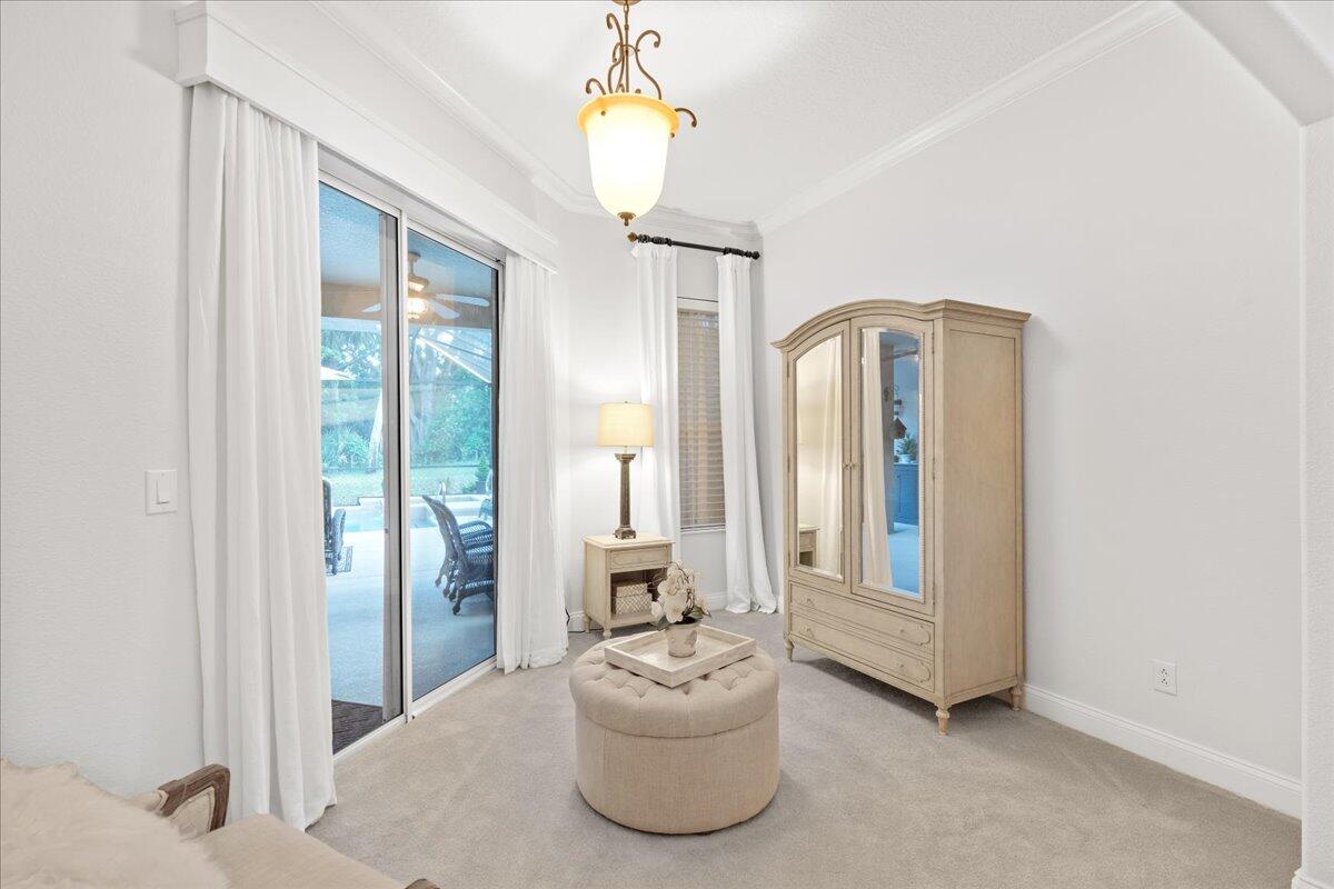 1661 Admiralty Boulevard