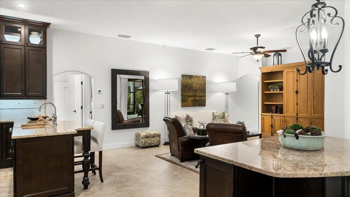 1661 Admiralty Boulevard