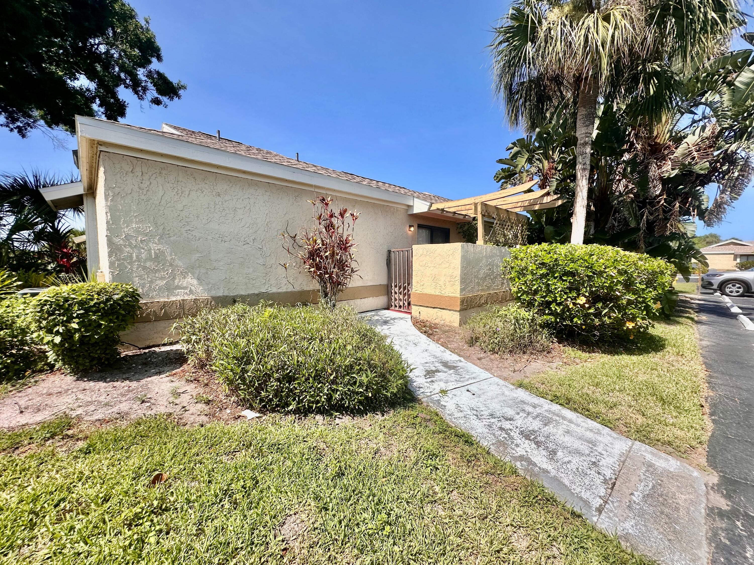 1450 Sheafe Avenue NE, 110