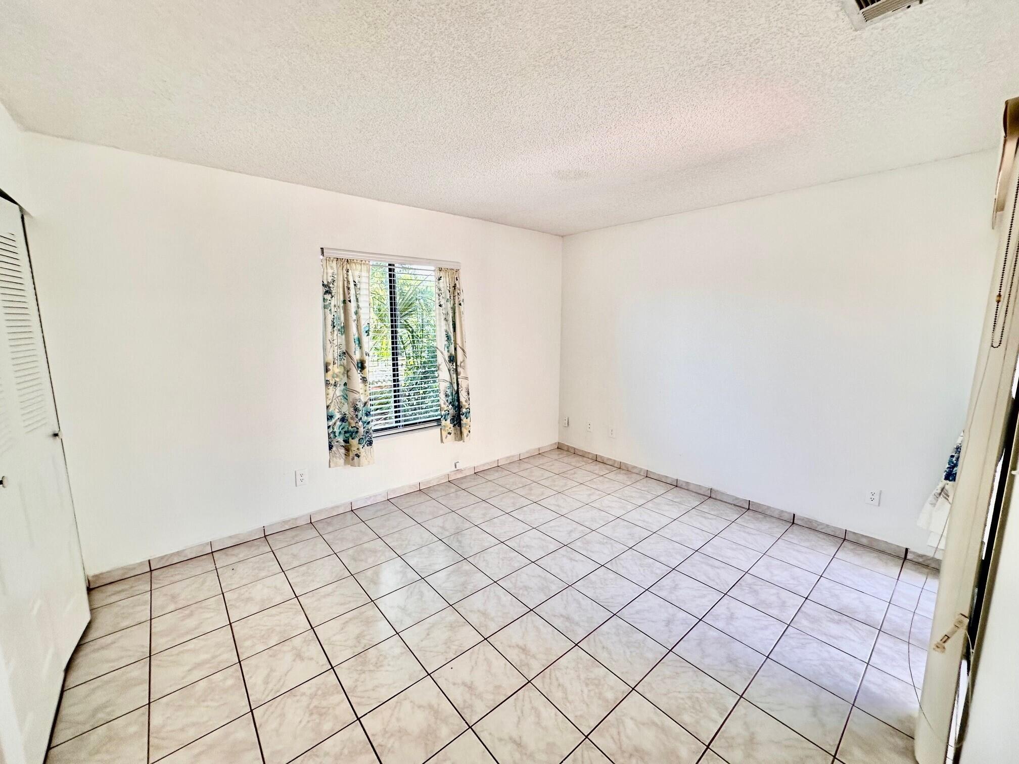 1450 Sheafe Avenue NE, 110