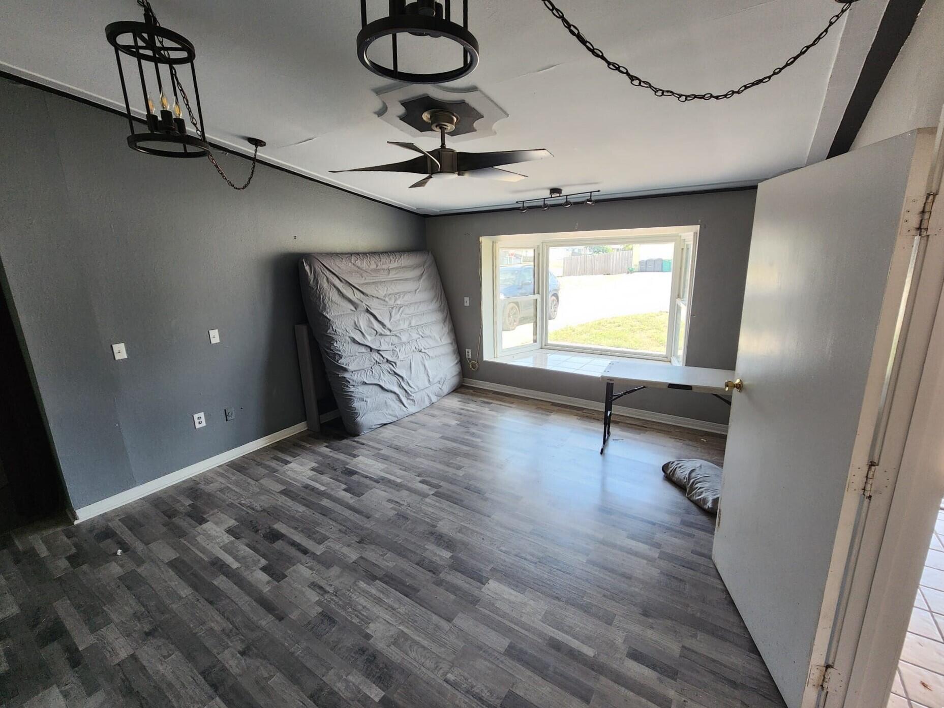2695 Sadler Lane