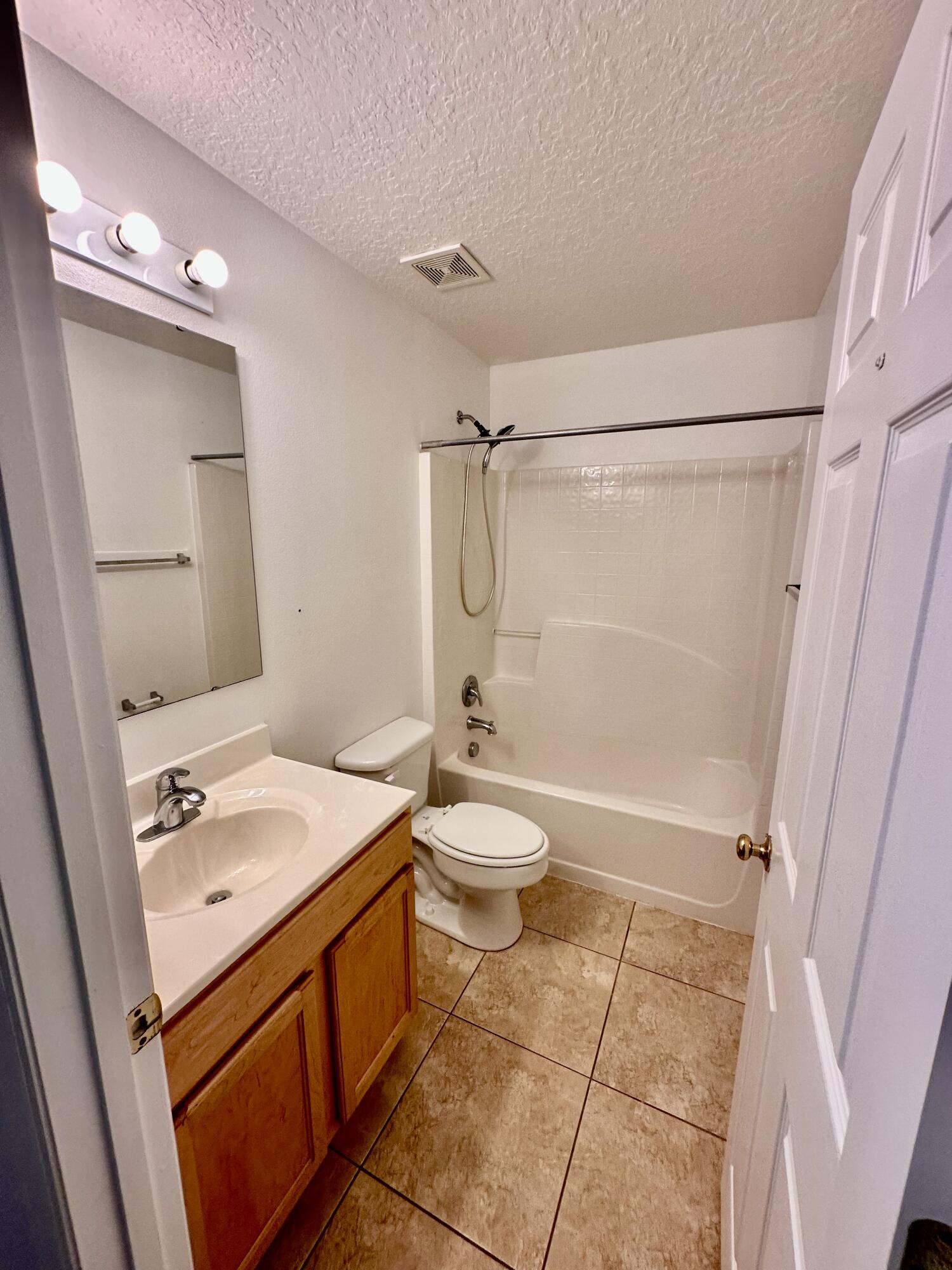 2259 Maeve Circle
