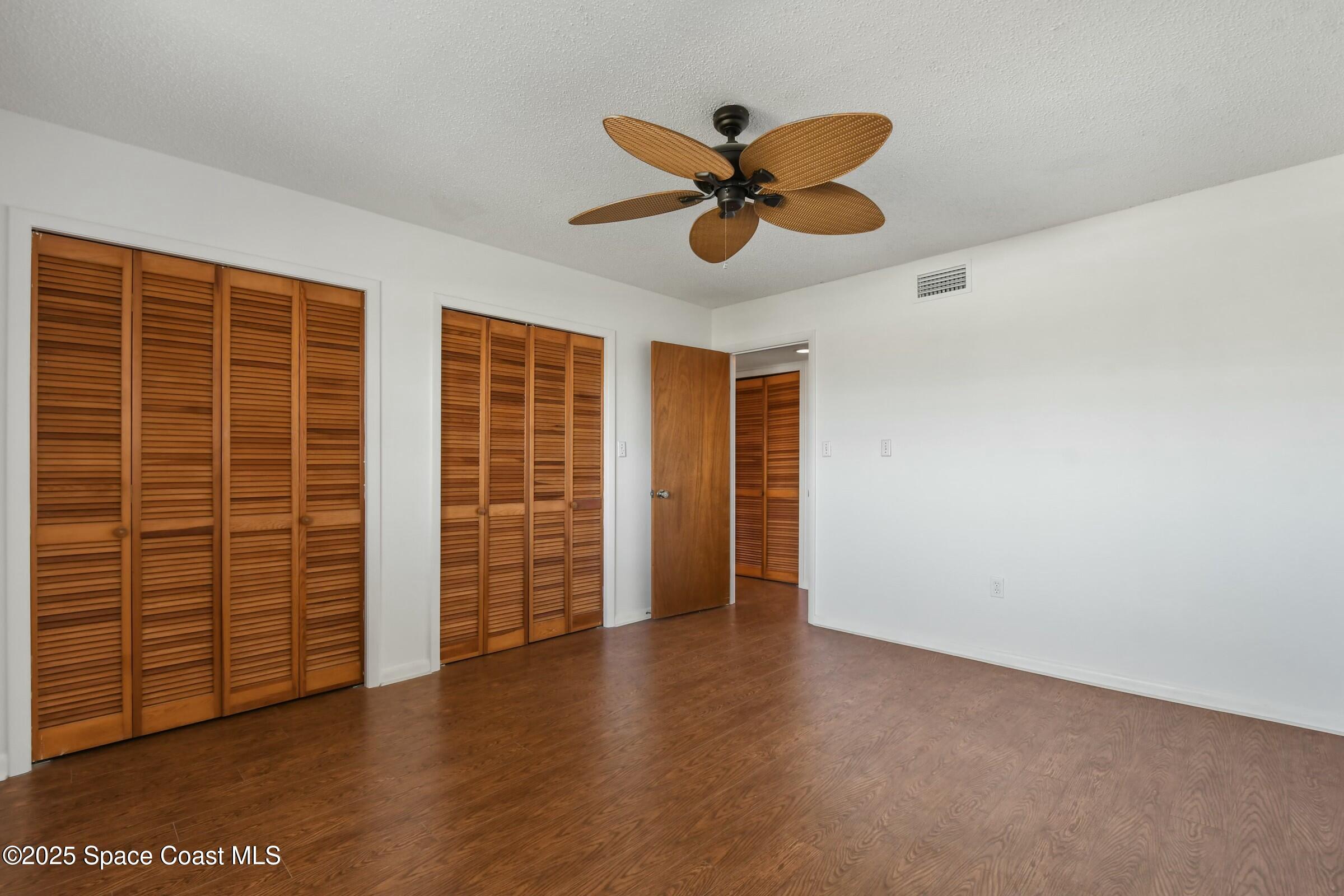 8494 Ridgewood Avenue 4305