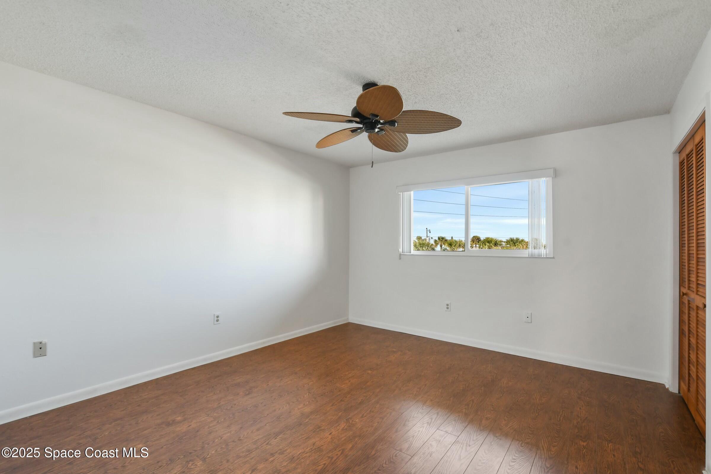 8494 Ridgewood Avenue 4305