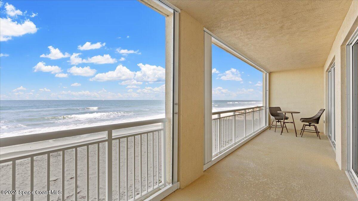 1025 Highway A1a, 202