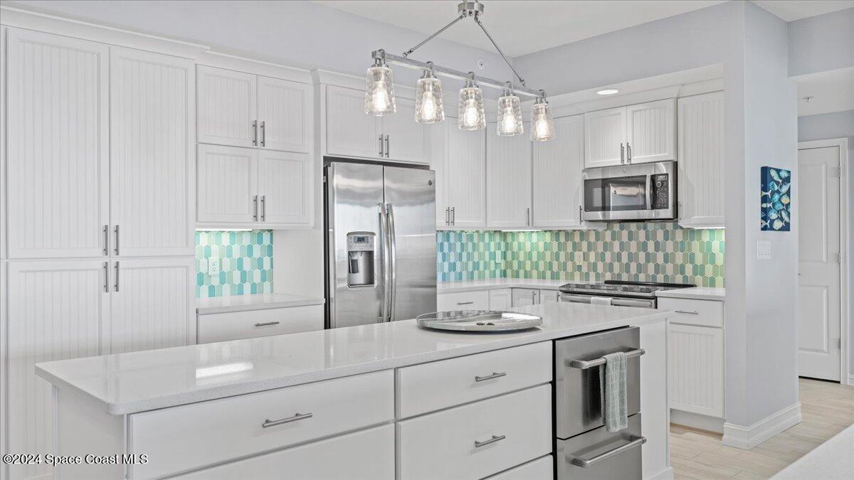 1025 Highway A1a, 202