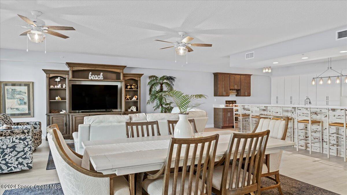 1025 Highway A1a, 202
