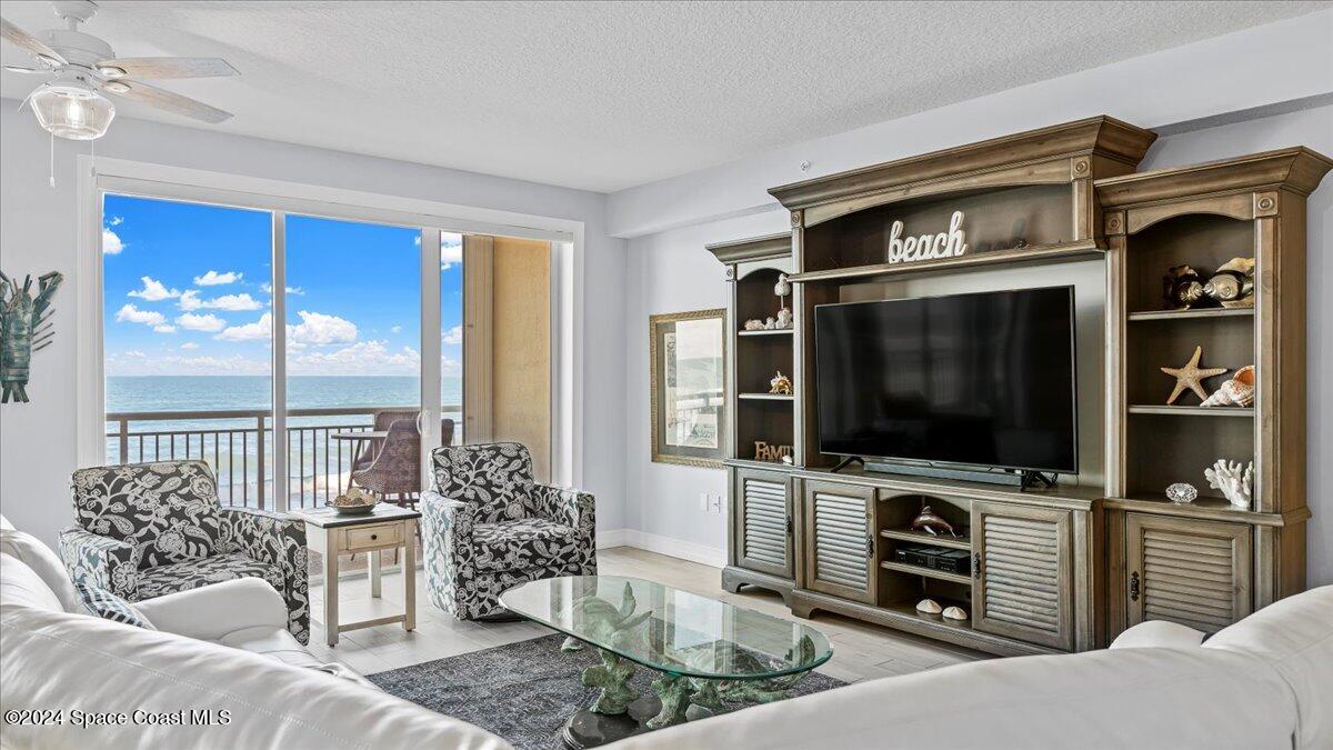 1025 Highway A1a, 202