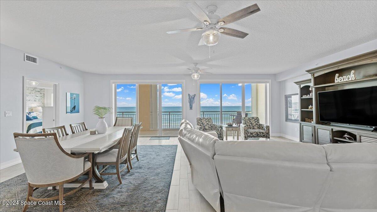 1025 Highway A1a, 202