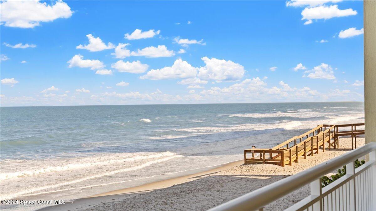 1025 Highway A1a, 202