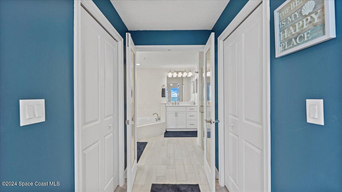 1025 Highway A1a, 202