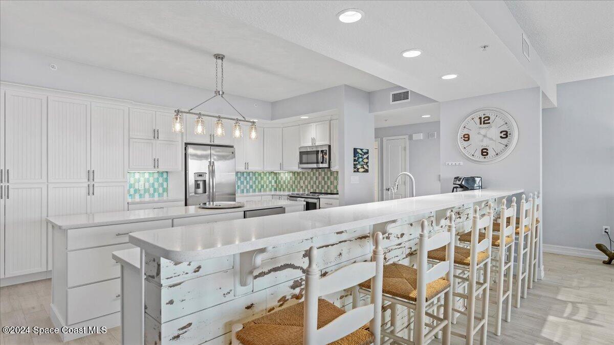 1025 Highway A1a, 202