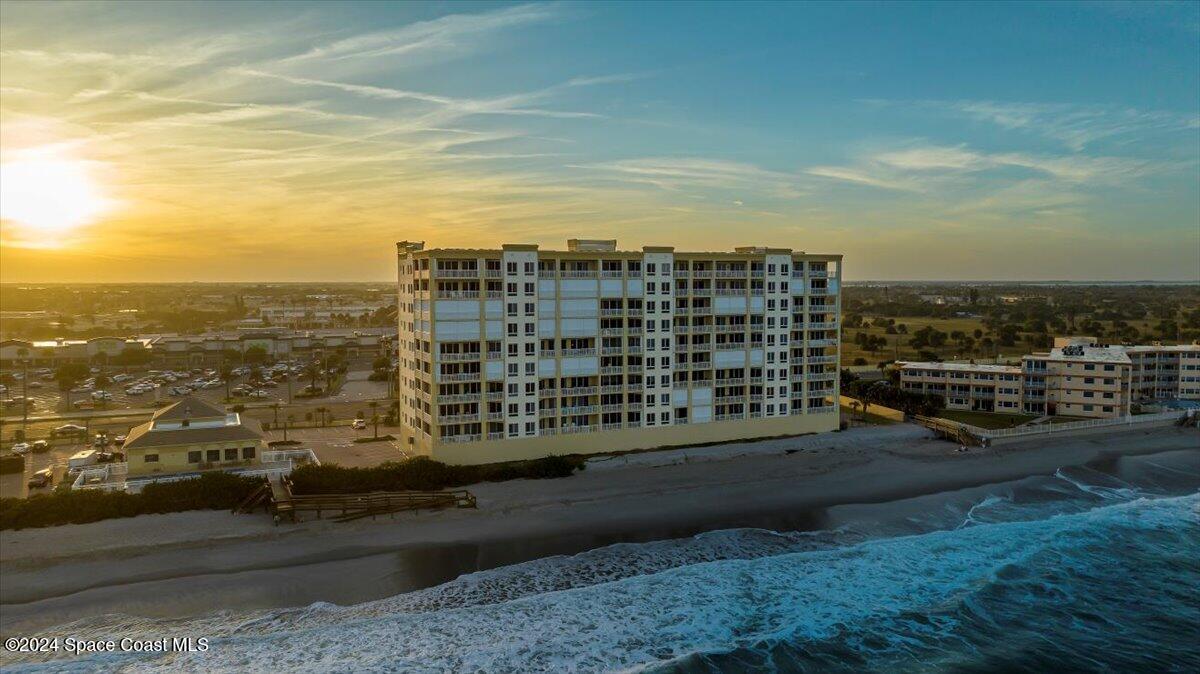 1025 Highway A1a, 202