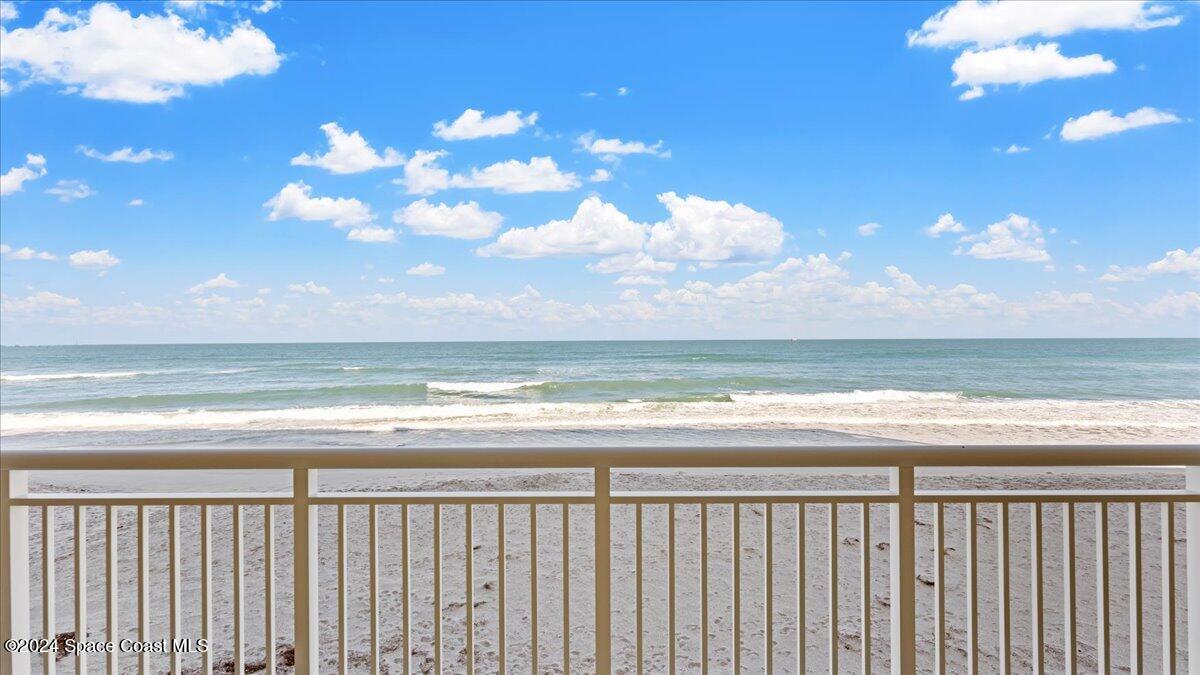 1025 Highway A1a, 202