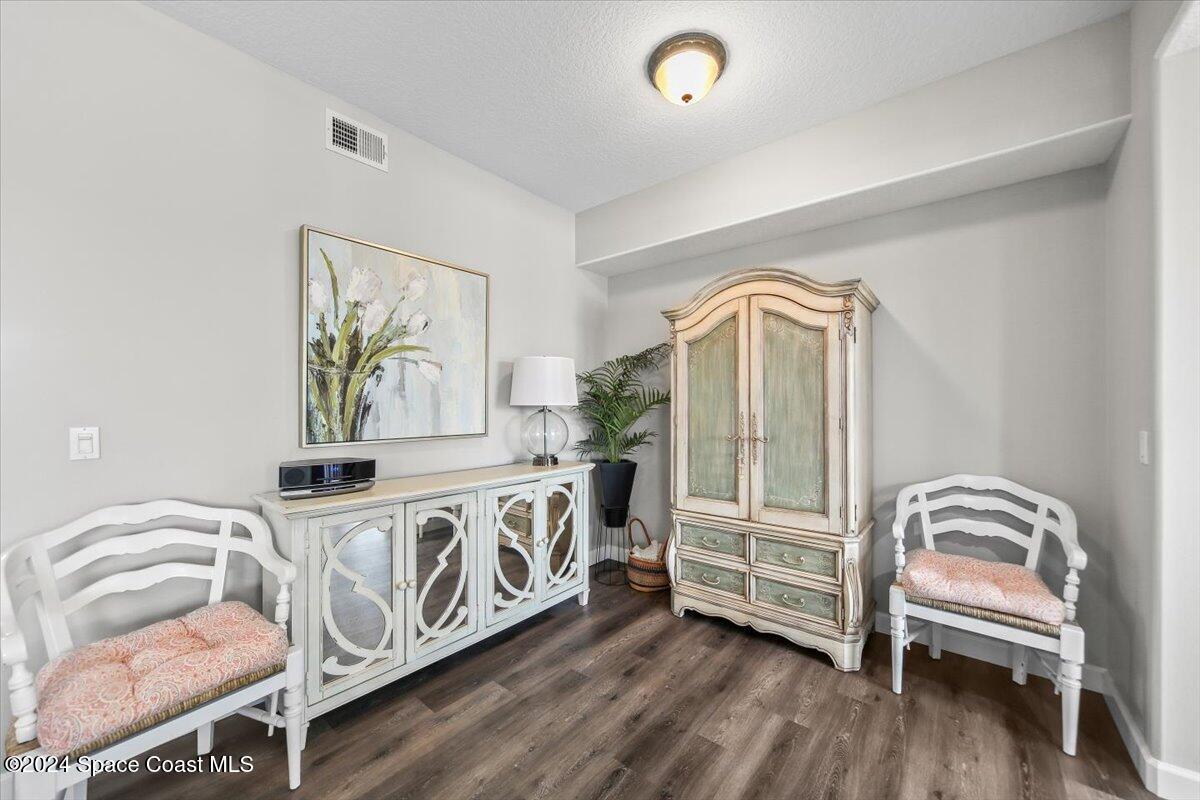 6848 Toland Drive, 106