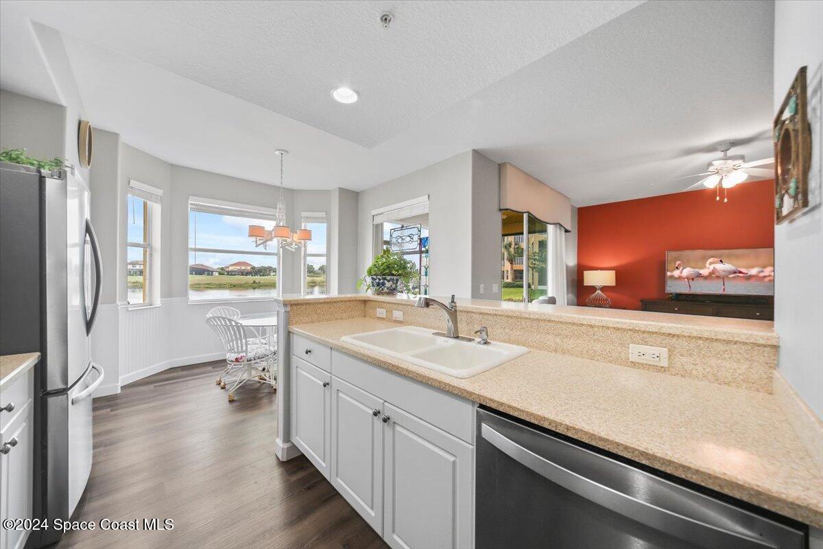 6848 Toland Drive, 106