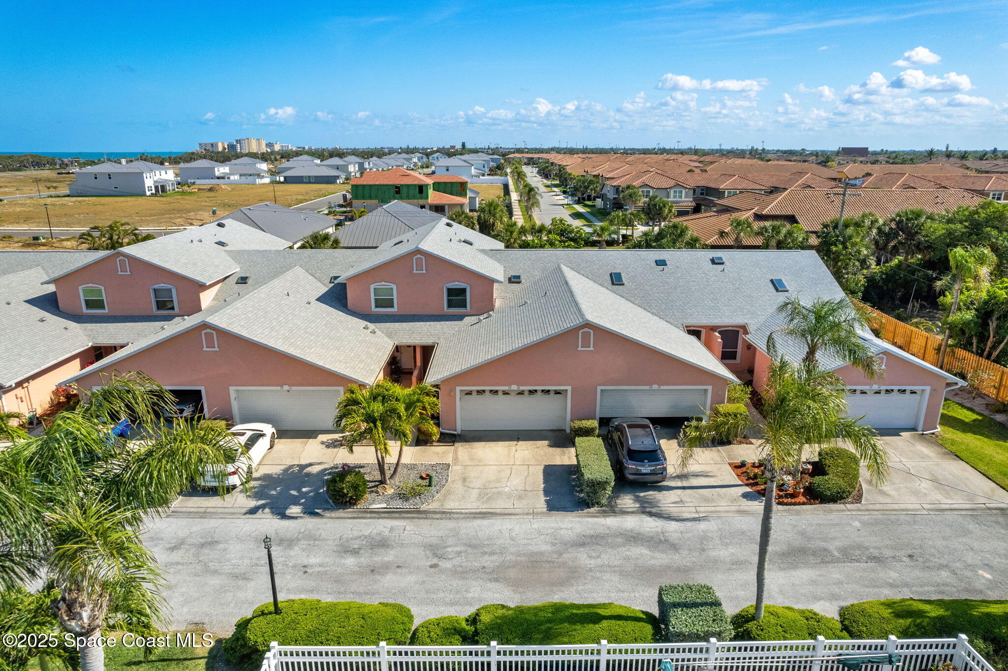 75 Coral Sea Way 12