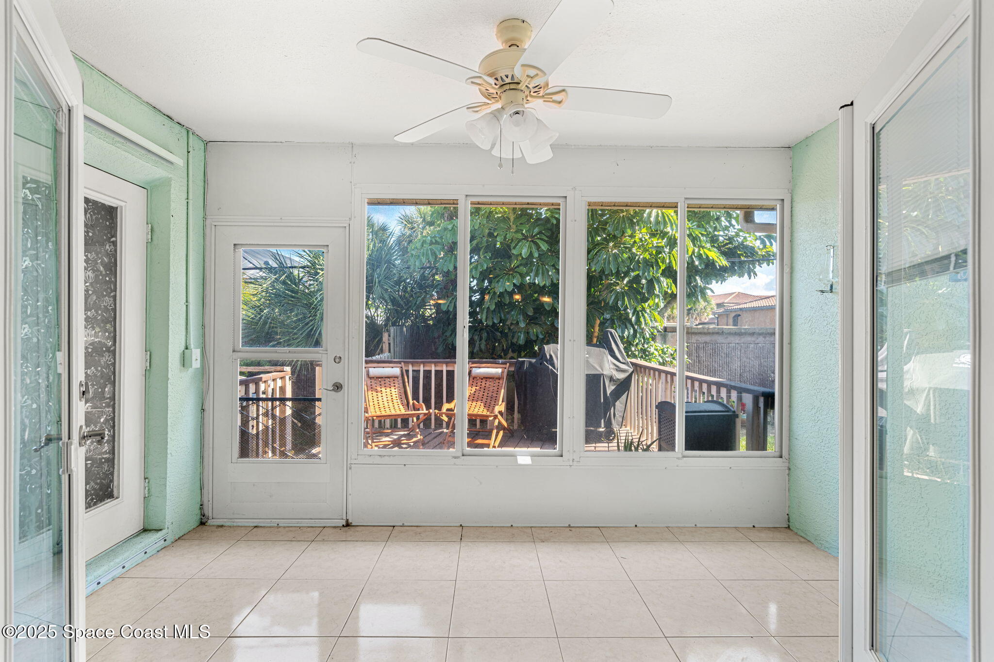 75 Coral Sea Way 12