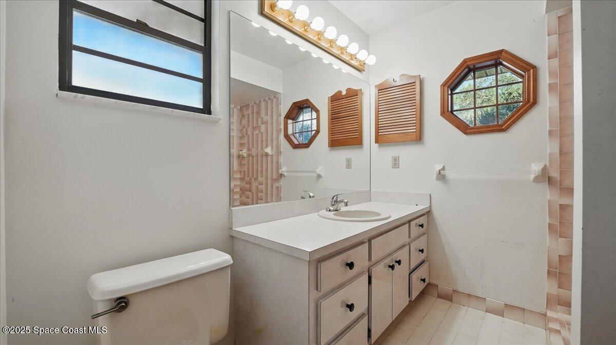 3940 Garvin Lake Drive, Grant-Valkaria