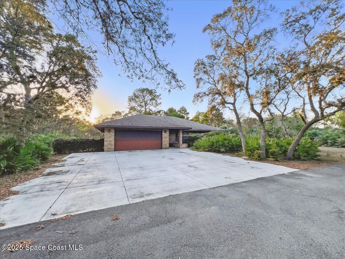 3940 Garvin Lake Drive, Grant-Valkaria