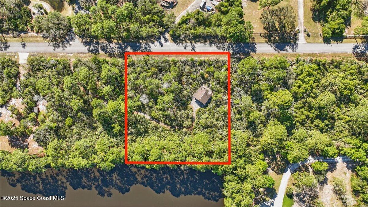3905 Garvin Lake Drive, Grant-Valkaria