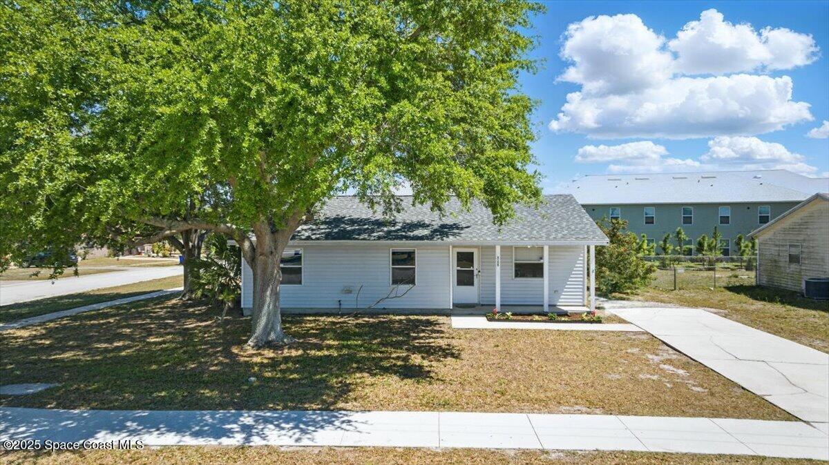 808 Faull Lane