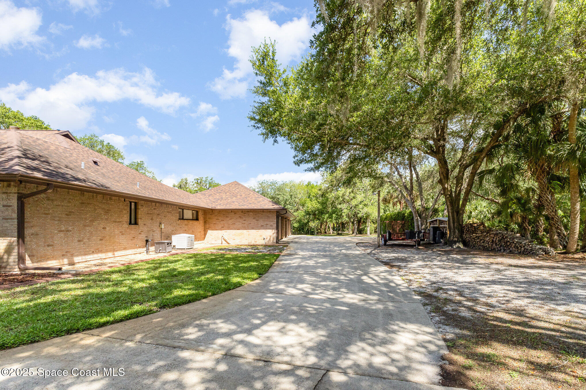 7793 Windover Way