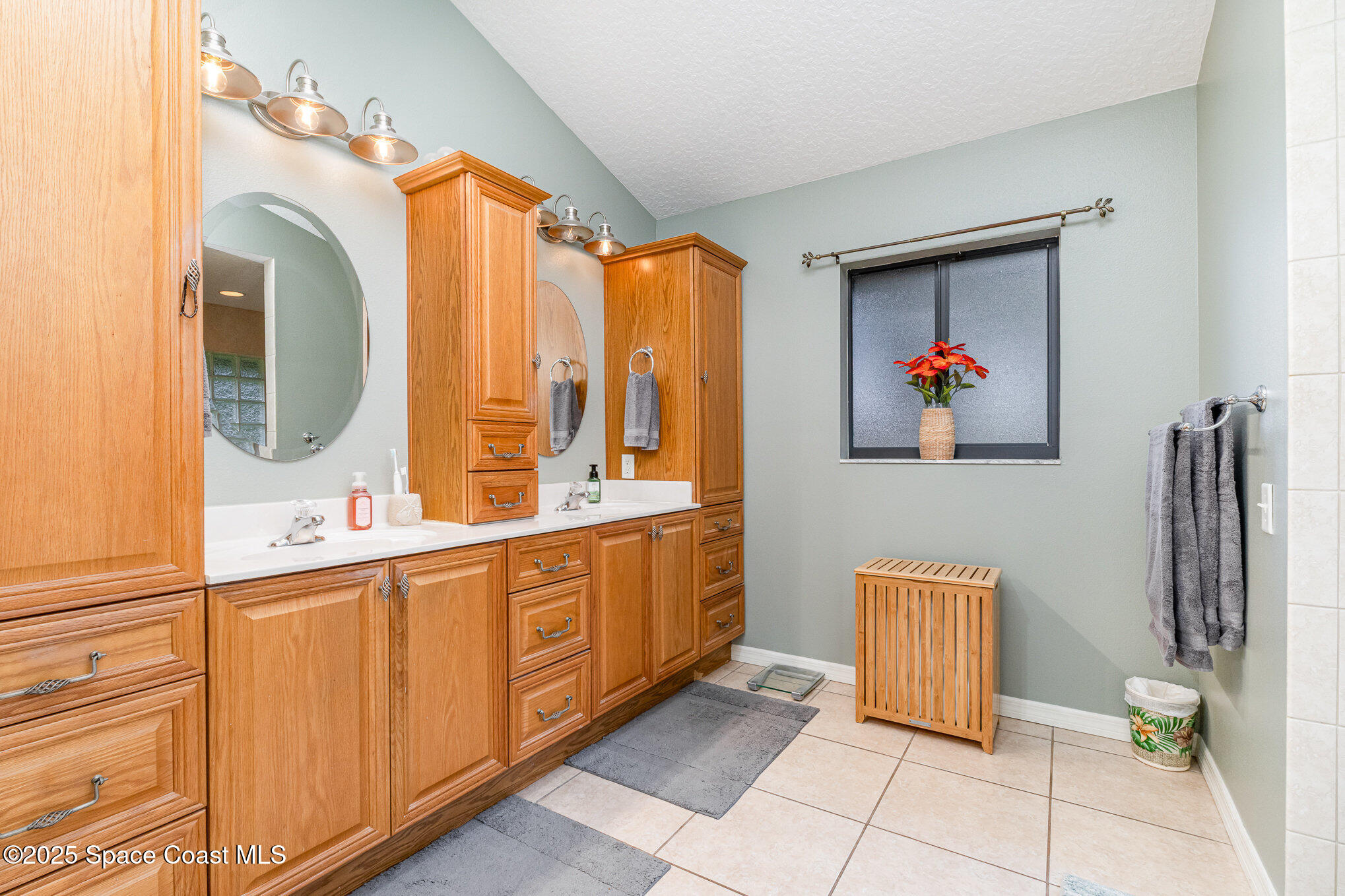 7793 Windover Way
