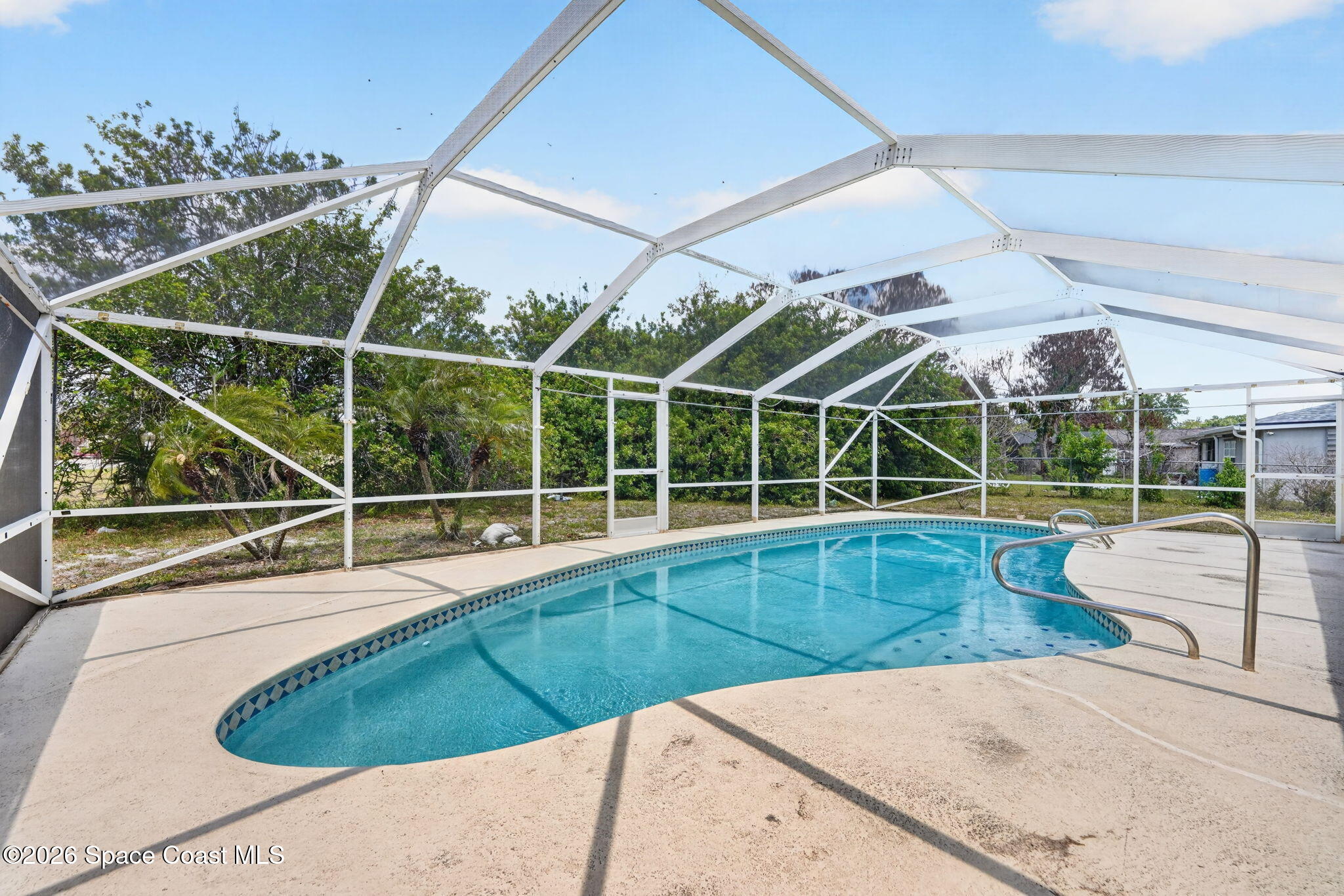 1340 Mariposa Drive NE