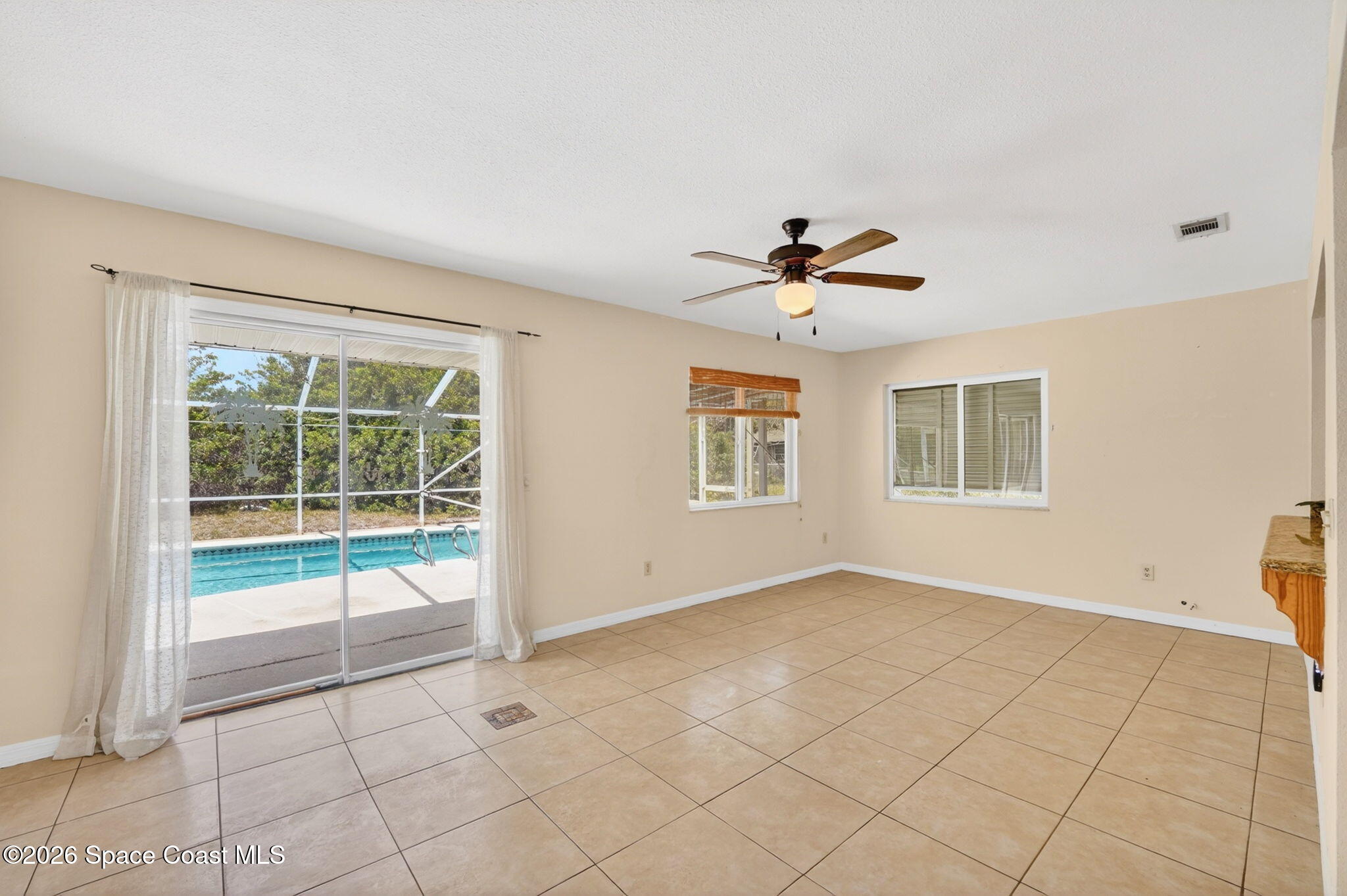 1340 Mariposa Drive NE