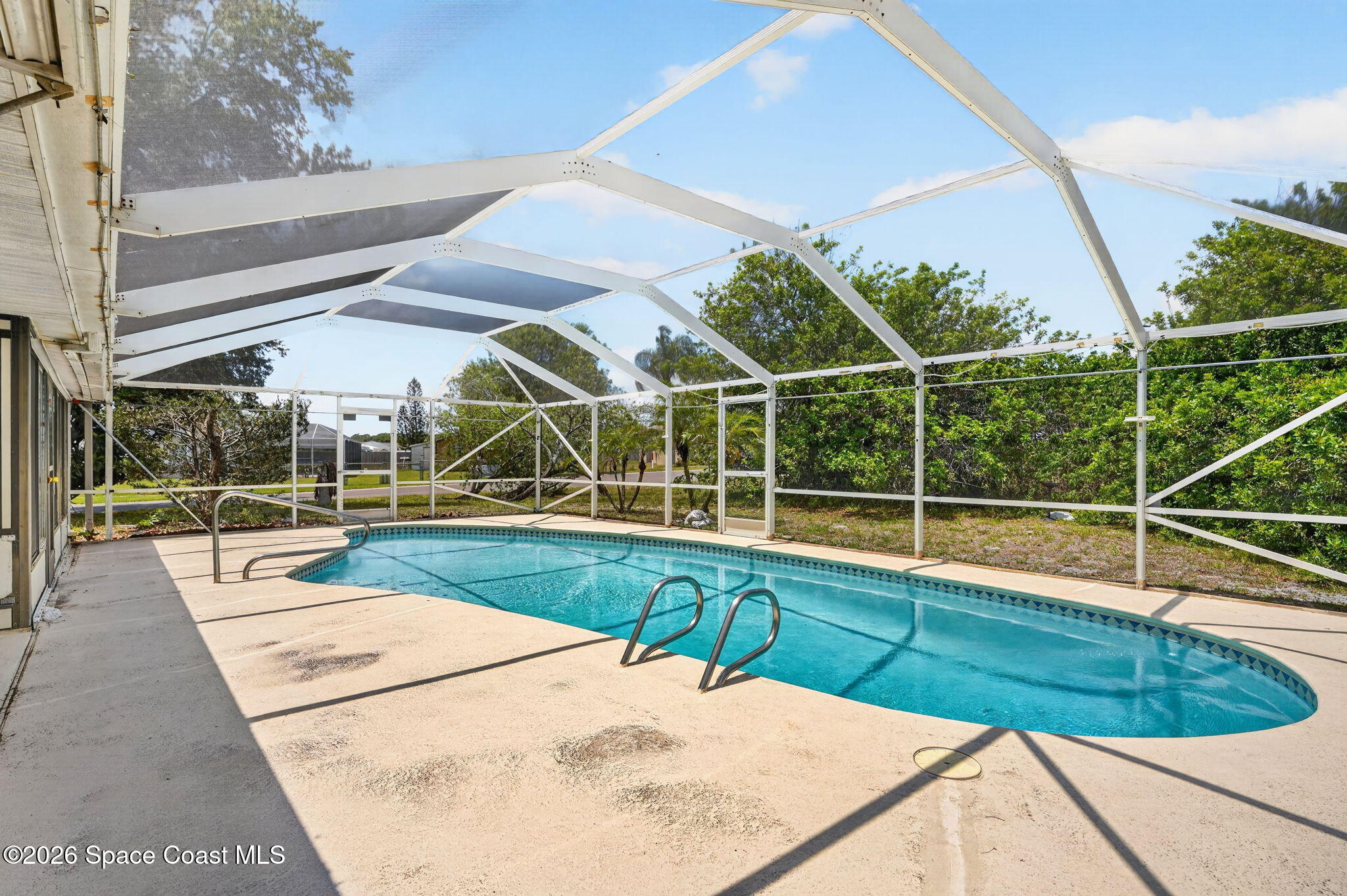 1340 Mariposa Drive NE