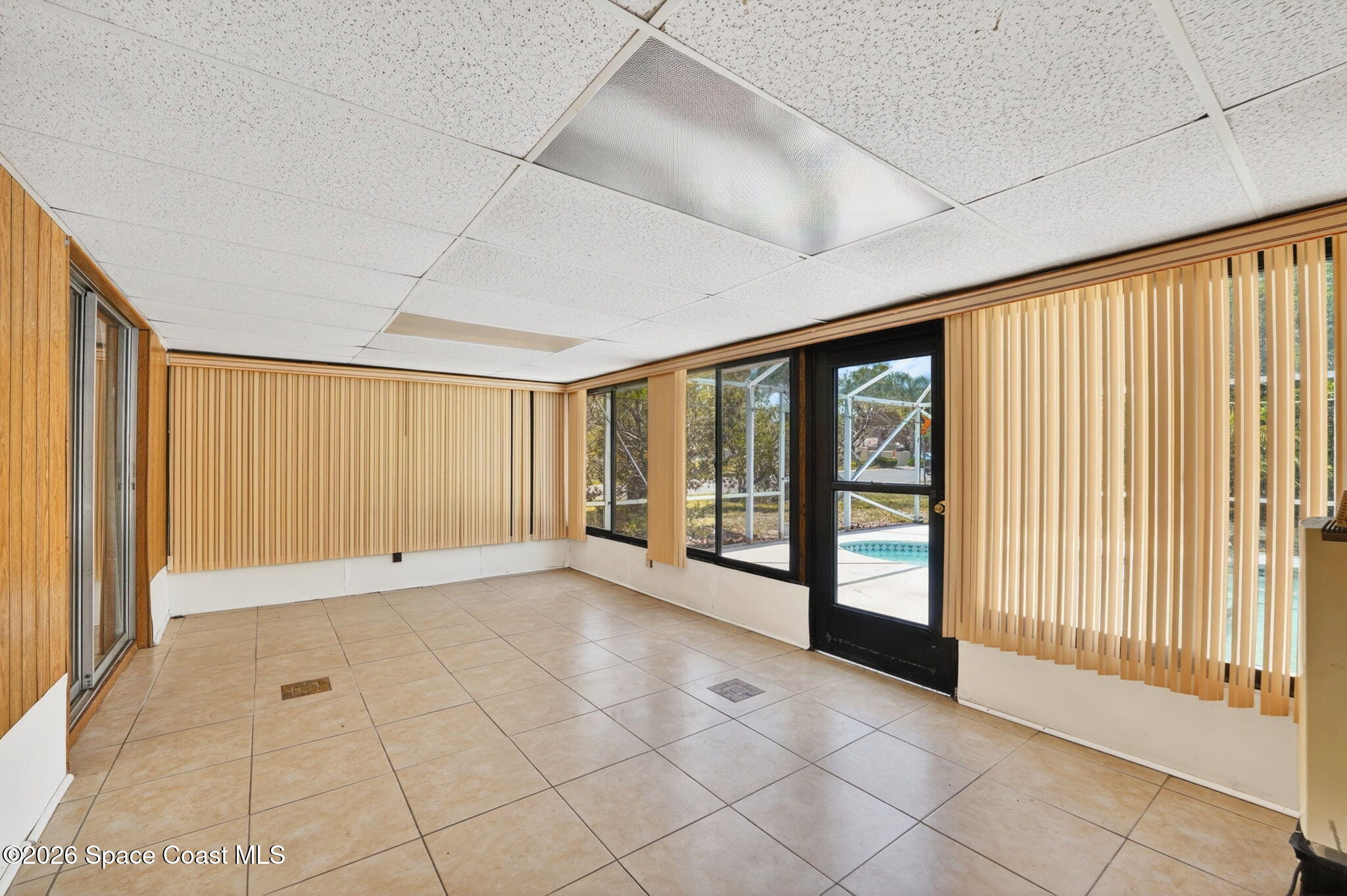 1340 Mariposa Drive NE