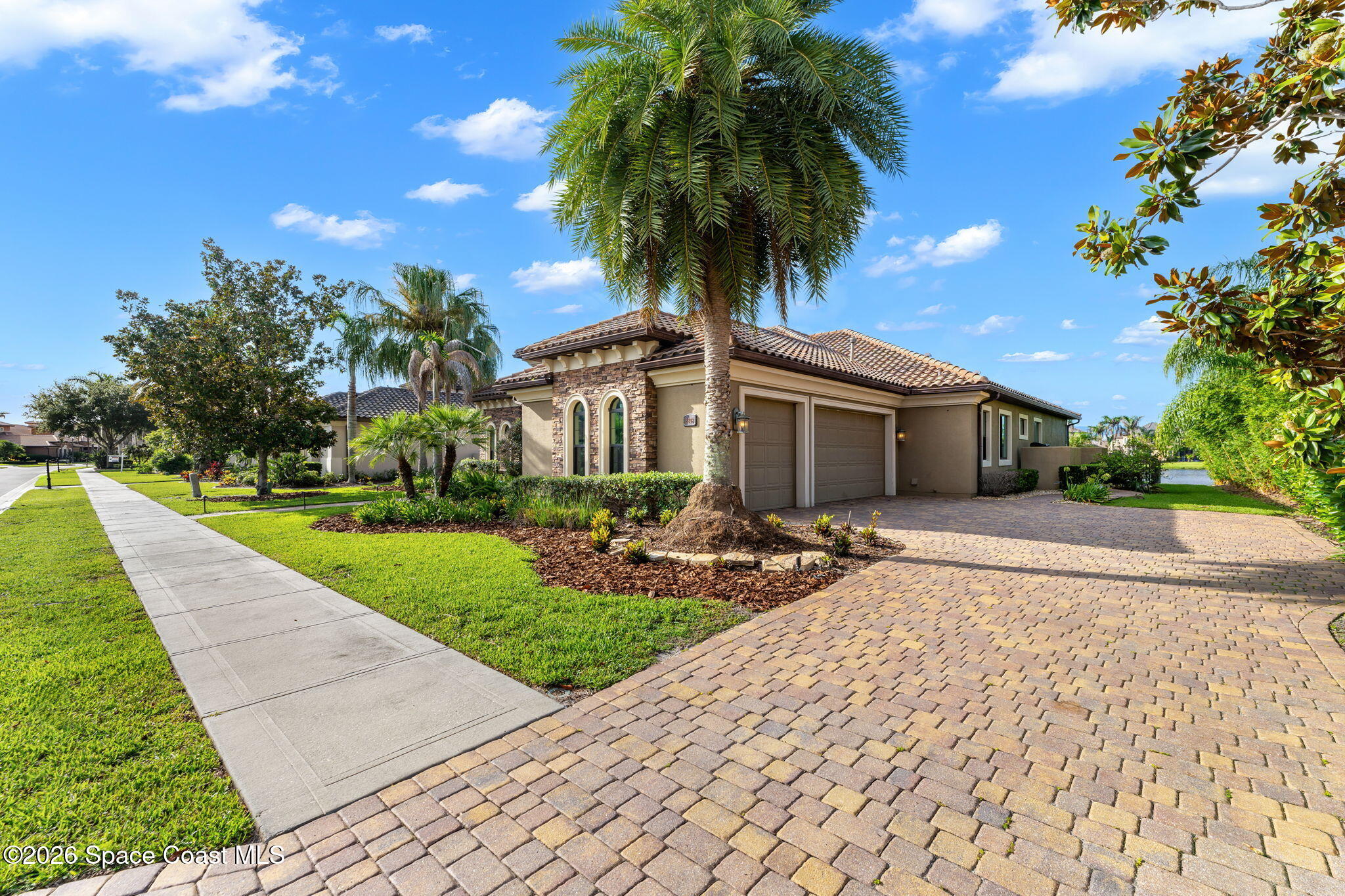 2898 Wyndham Way