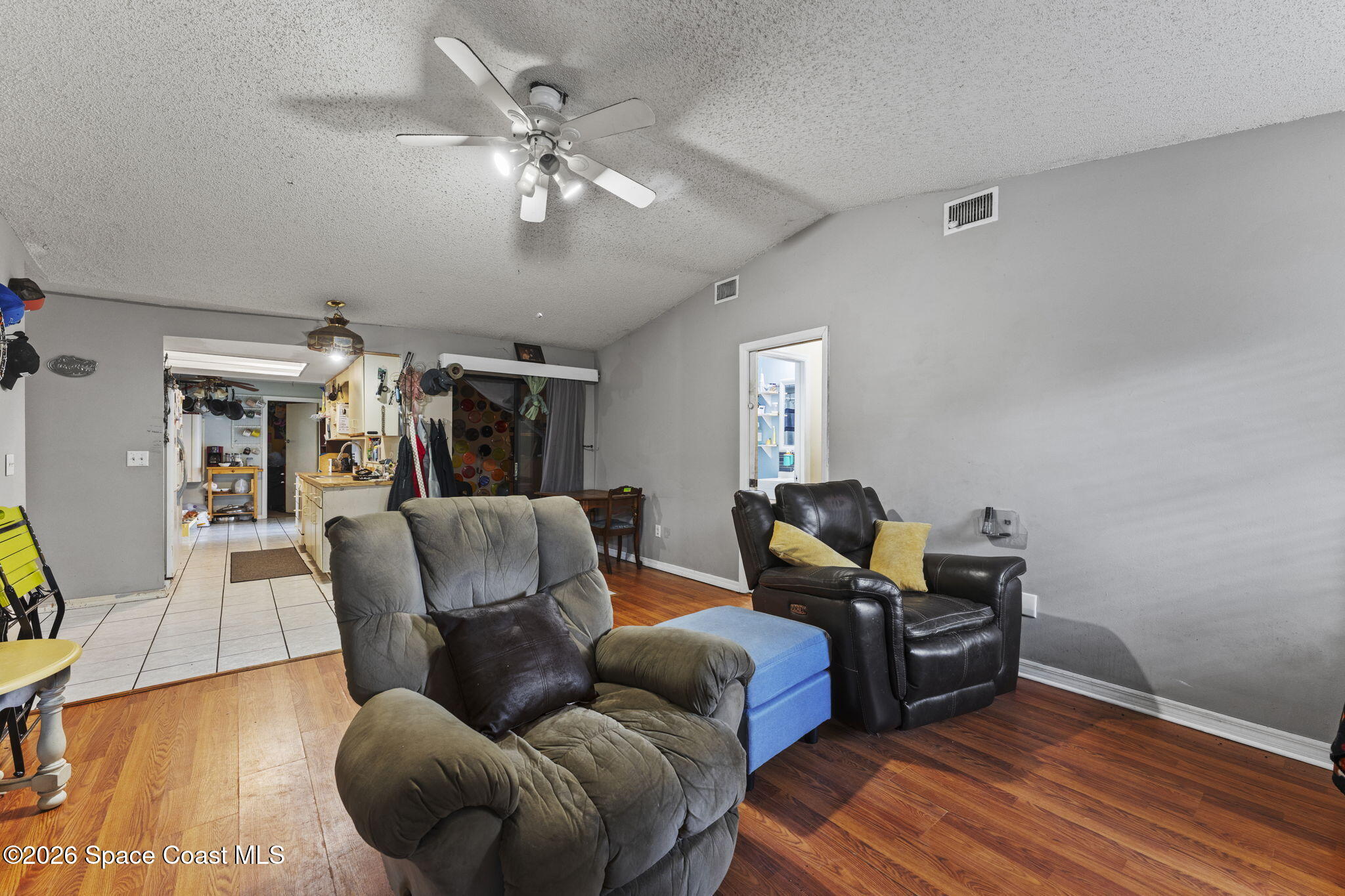 988 Pineland Drive