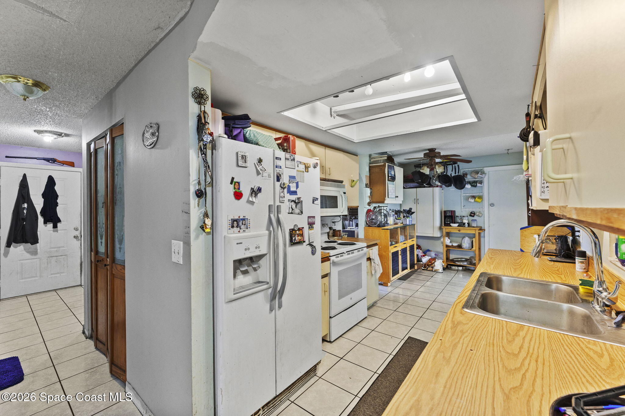 988 Pineland Drive