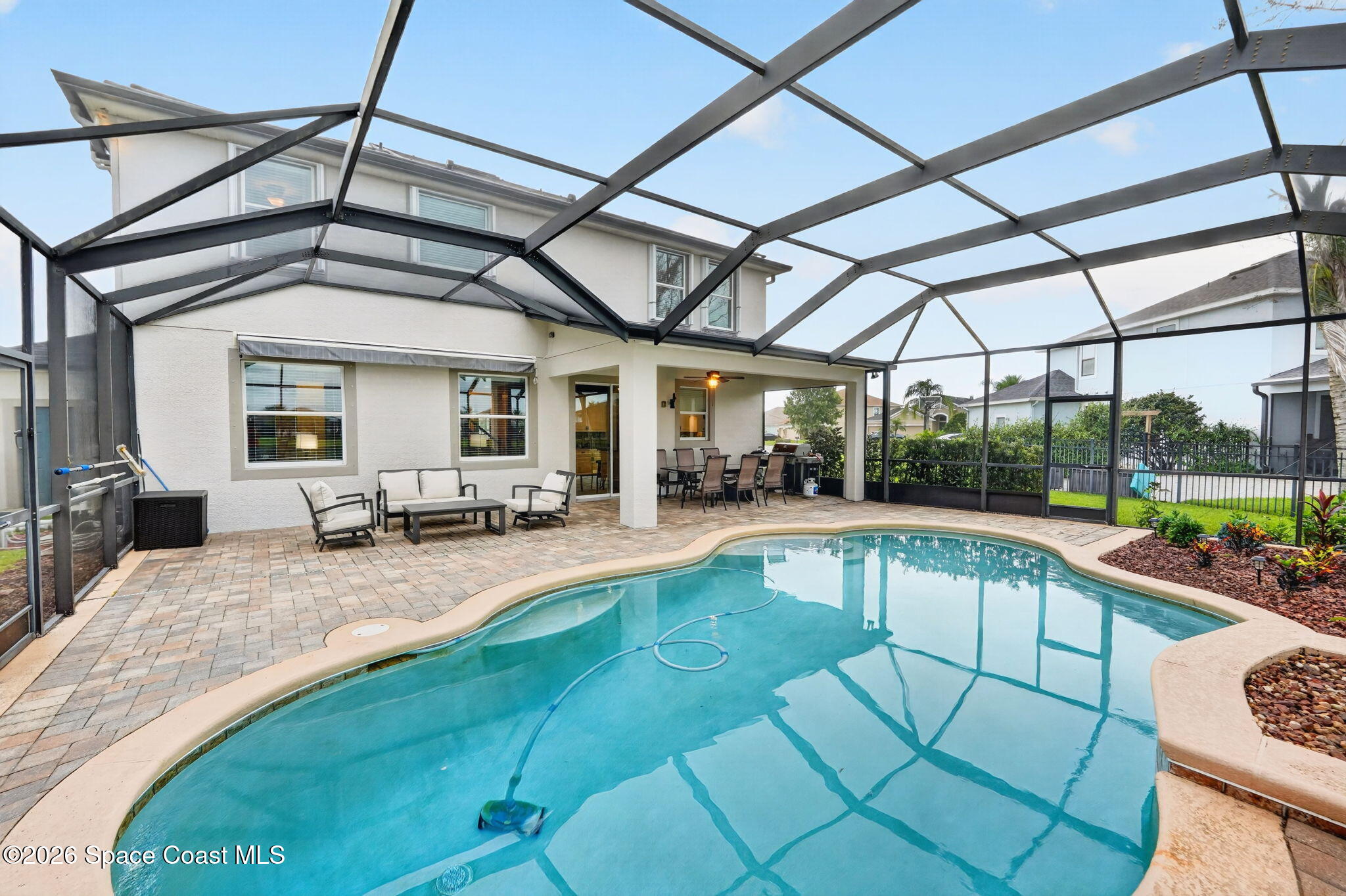 3517 Hollisten Circle