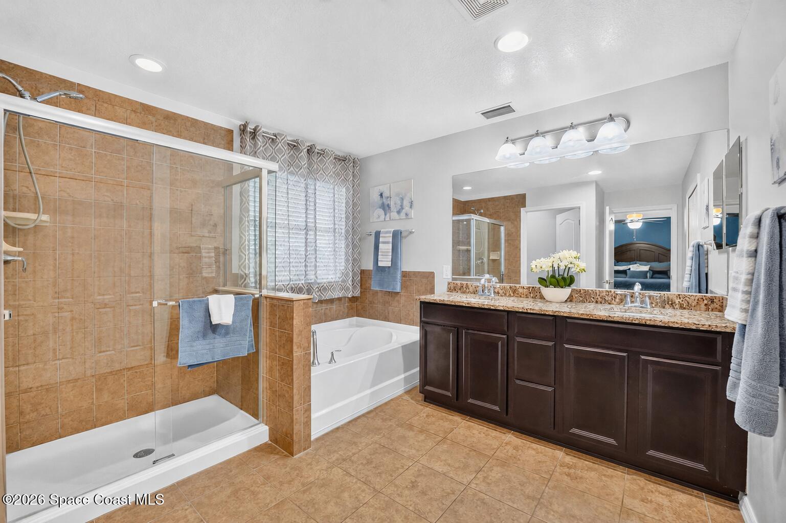3517 Hollisten Circle