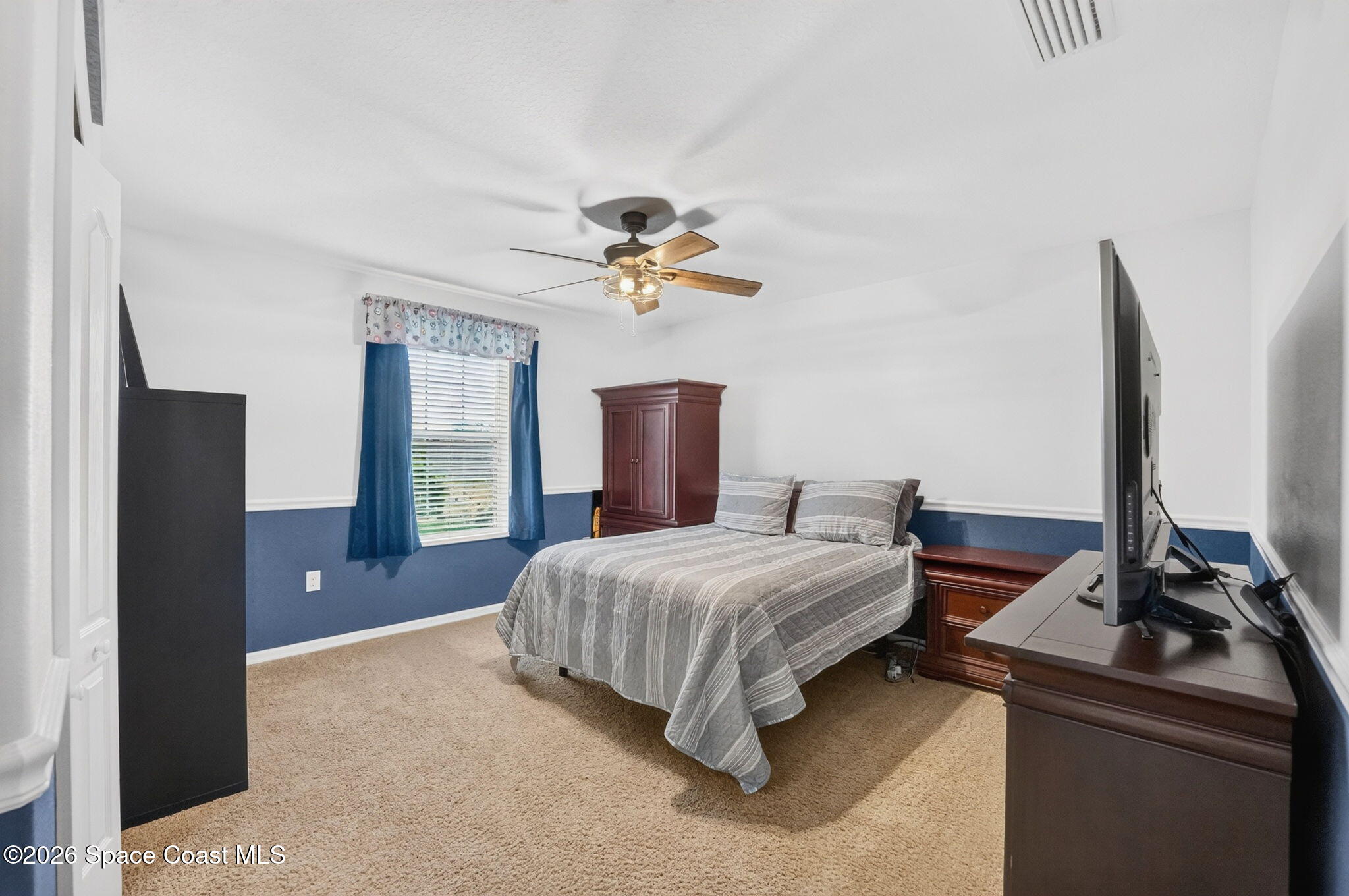 3517 Hollisten Circle