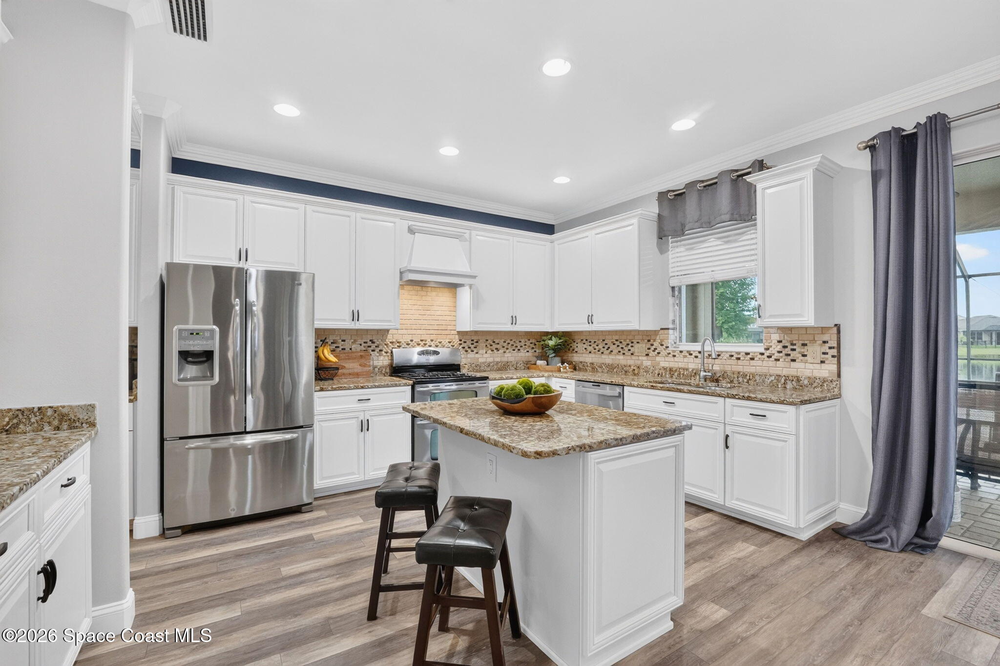 3517 Hollisten Circle