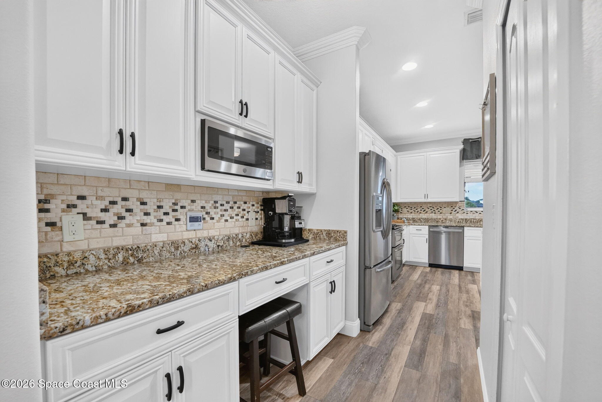 3517 Hollisten Circle